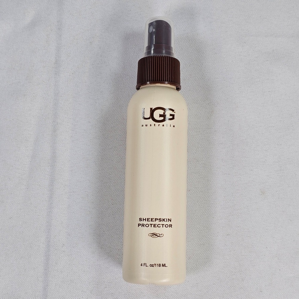 UGG Australia Sheepskin Care Kit Cleaner Conditioner Protector Brush Set 4oz - Picture 5 of 9